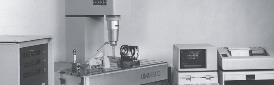 第一台CNC数控雷竞技raybet1
测量机