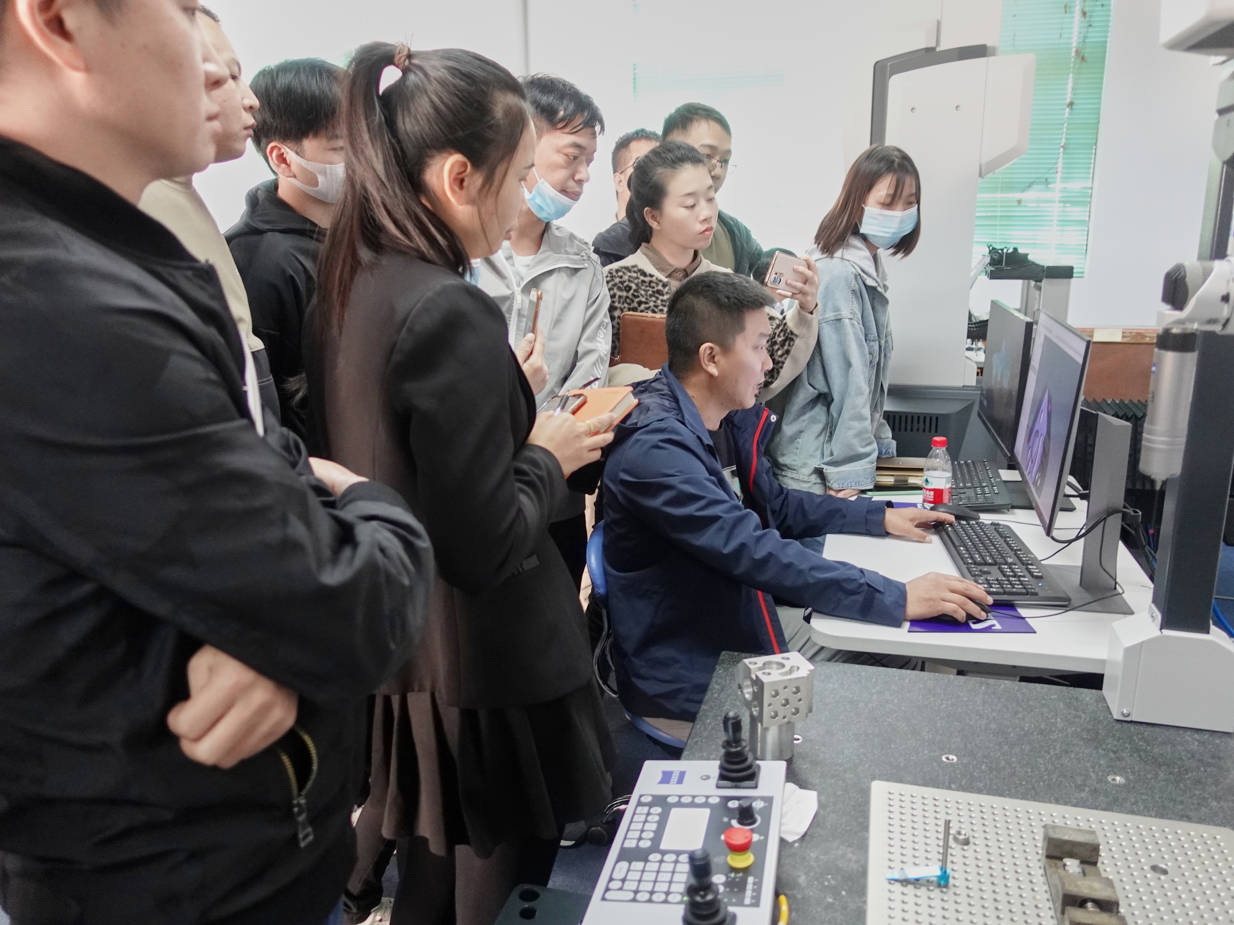 蔡司雷竞技raybet1
培训